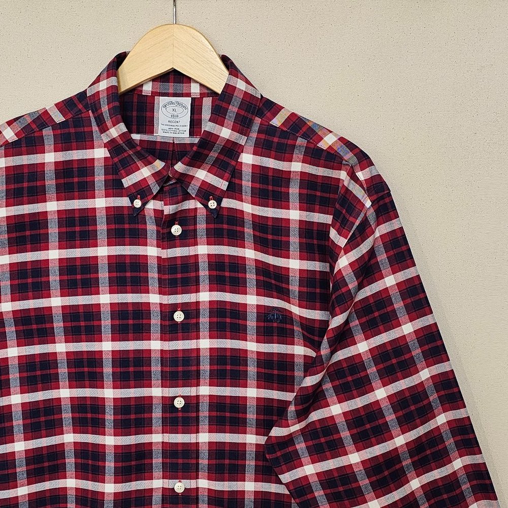 Brooks Brothers Regent Fit Non-Iron Button Down XL